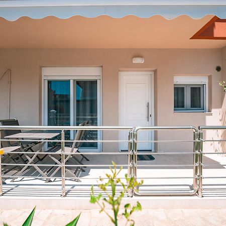 Milonas House Apartments Paralia Dionysiou Exterior foto