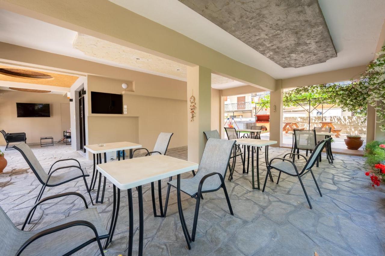 Milonas House Apartments Paralia Dionysiou Exterior foto