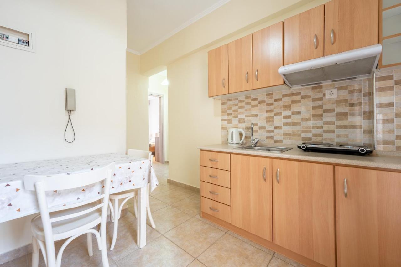 Milonas House Apartments Paralia Dionysiou Exterior foto