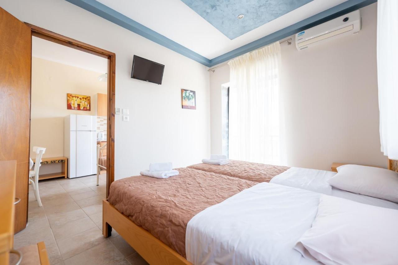 Milonas House Apartments Paralia Dionysiou Exterior foto