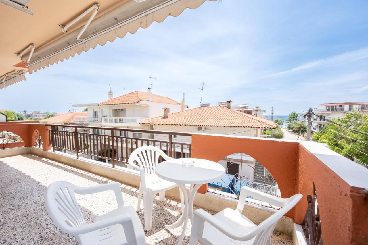 Milonas House Apartments Paralia Dionysiou Exterior foto