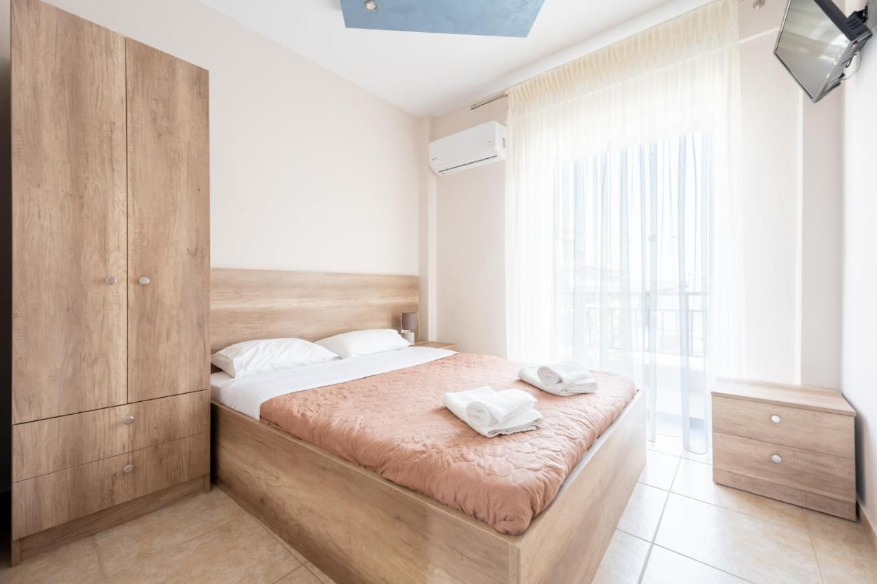 Milonas House Apartments Paralia Dionysiou Exterior foto