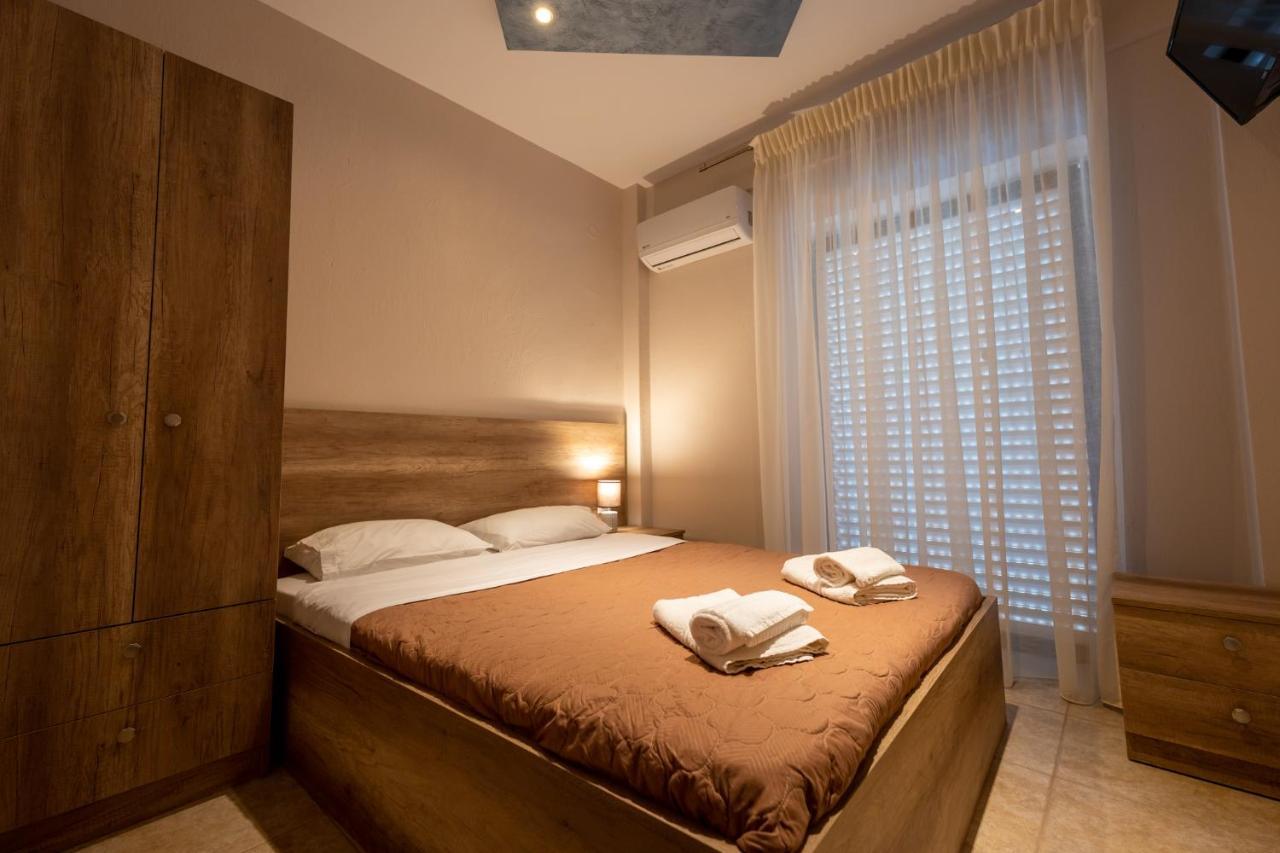 Milonas House Apartments Paralia Dionysiou Exterior foto