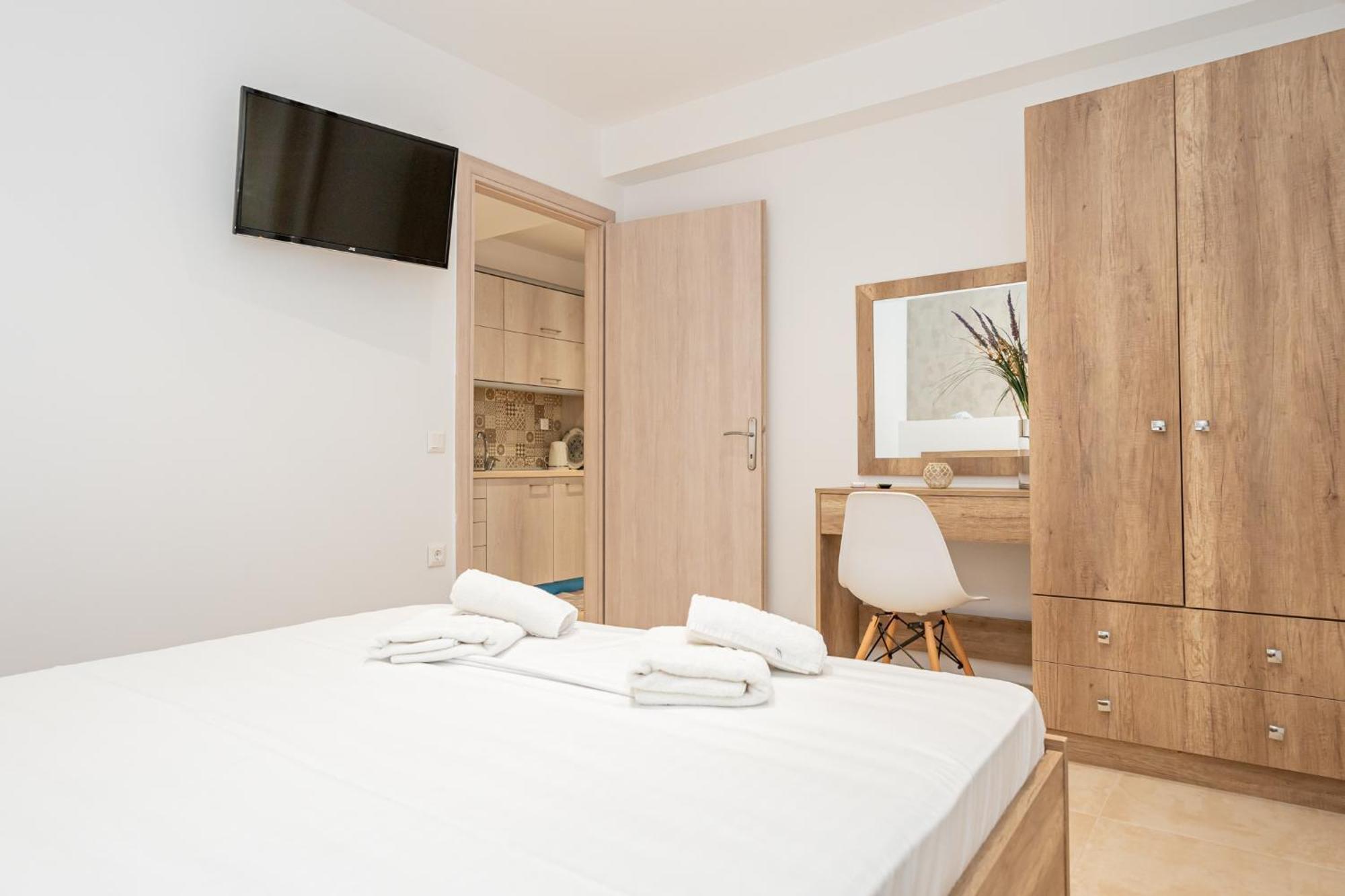 Milonas House Apartments Paralia Dionysiou Exterior foto
