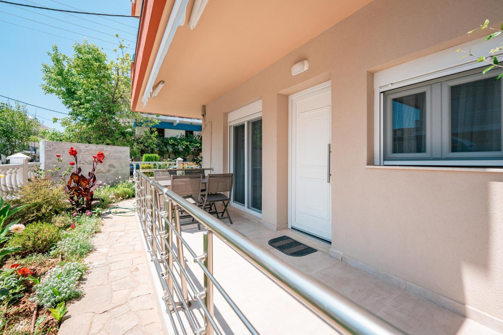 Milonas House Apartments Paralia Dionysiou Exterior foto