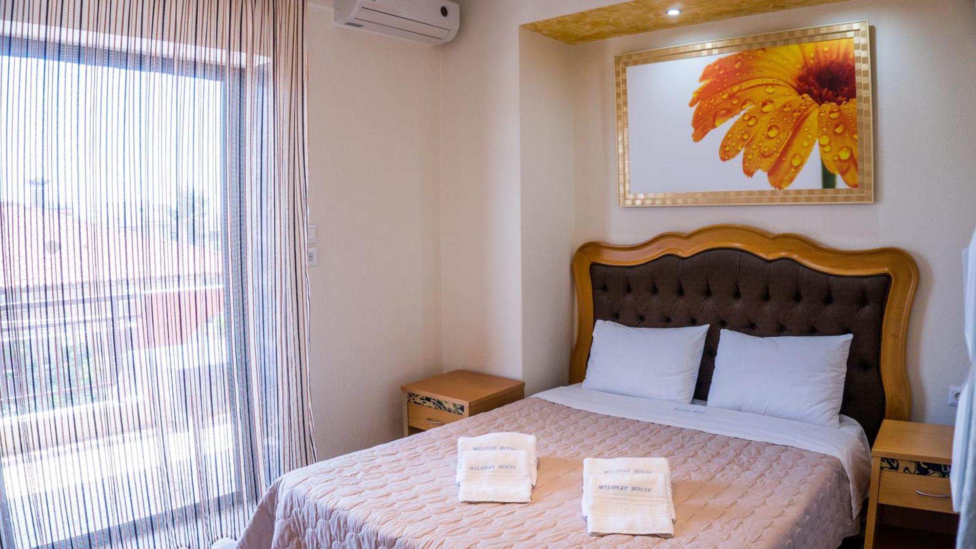 Milonas House Apartments Paralia Dionysiou Exterior foto