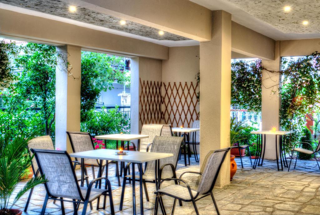 Milonas House Apartments Paralia Dionysiou Exterior foto